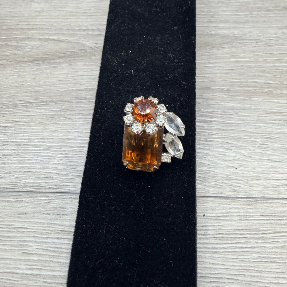 Elegant Orange and Silver Women's Brooch